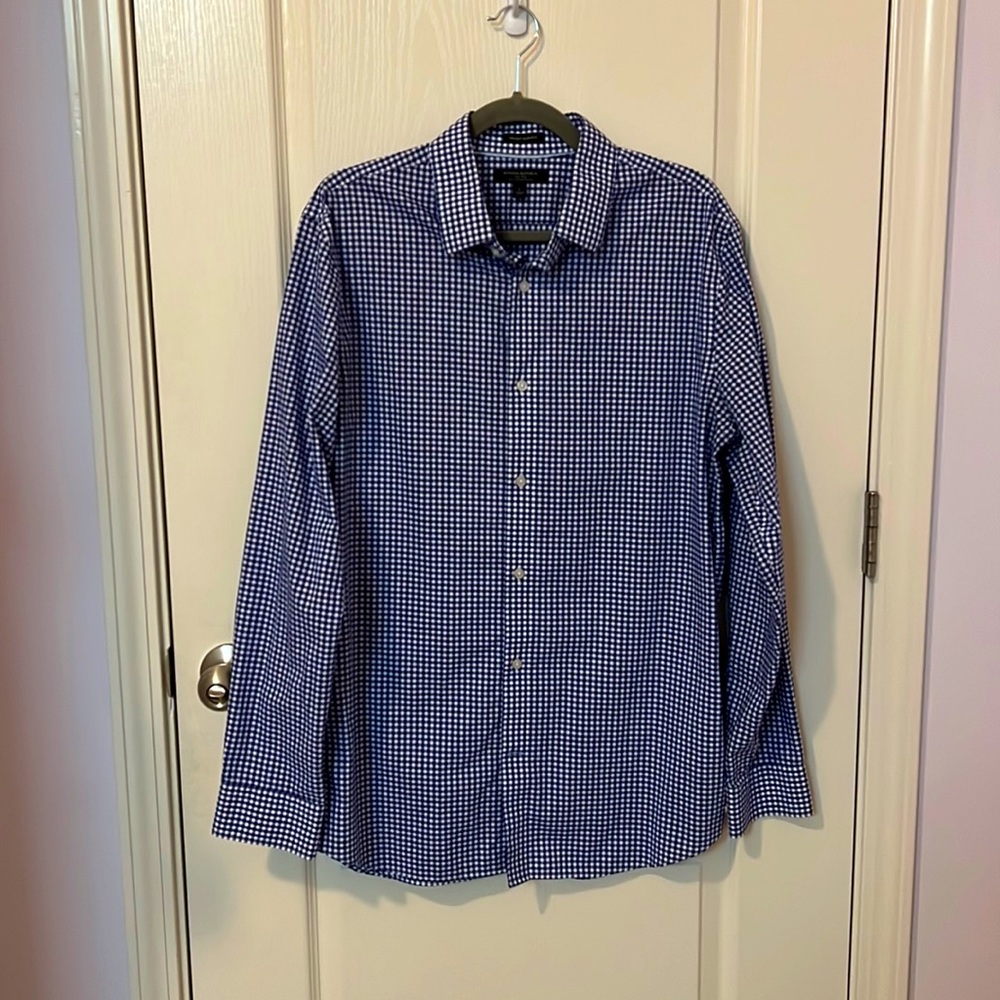 Banana Republic Grant Slim Fit Men’s Dress Shirt